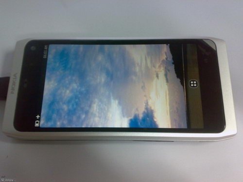 MeeGo系统 传诺基亚N9或于年底发布