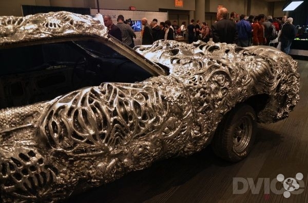 太牛了：全球首款液态金属打造的汽车